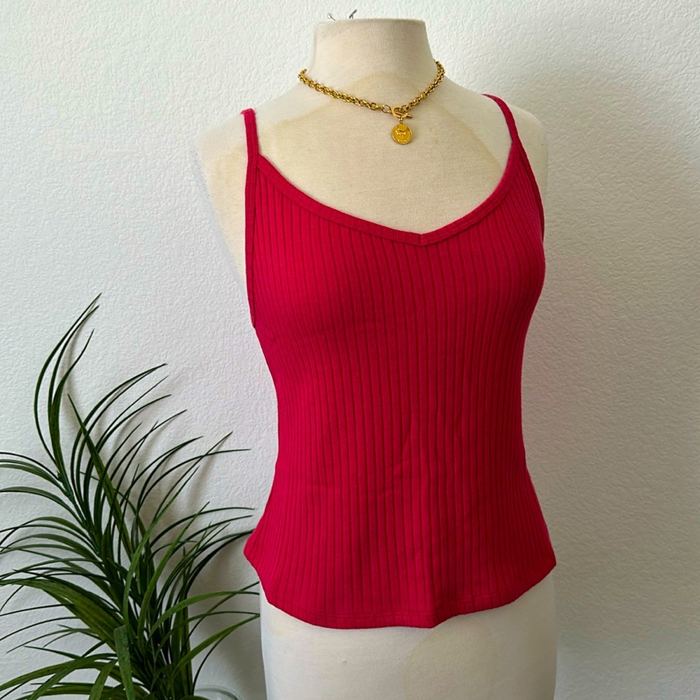Red ribbed tank top